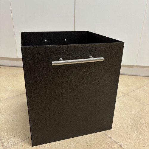 Viometal fireplace wood holder used