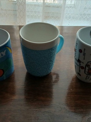 Mugs used, set of 5, very good condition