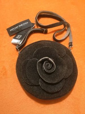 Crossbody bag gray felt new Italia 17x17