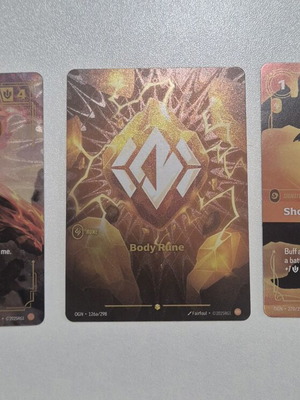 League of Legends TCG in perfect condition with sleeve and toploader