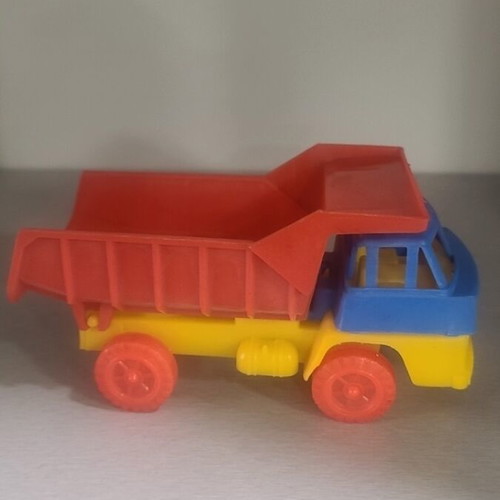 Vintage truck made in Greece collectible, width 15cm