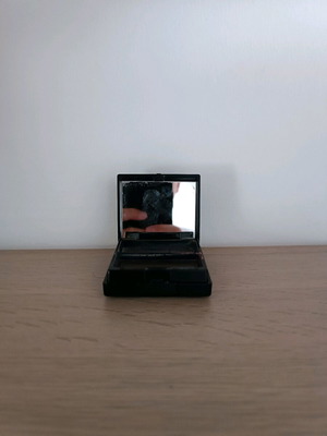 Makeup mirror black like new
