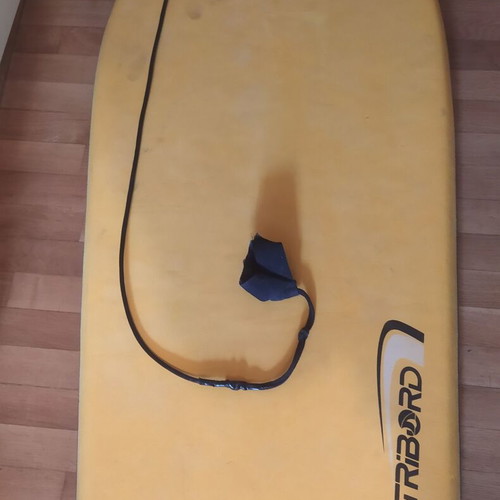 Bodyboard Tribord 42" used from Decathlon with wrist leash