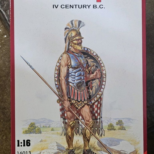 MiniArt Greek Hoplite IV Century B.C. model 1:16 new