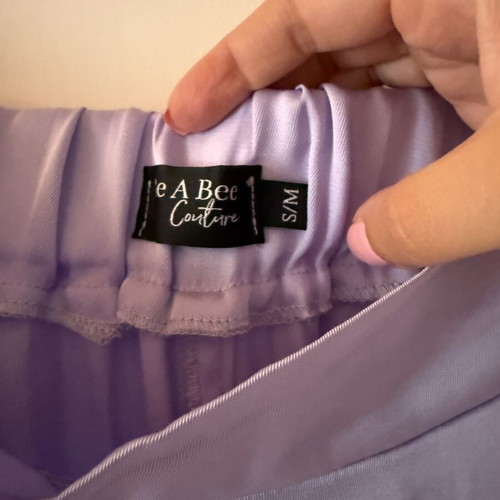 Be A Bee Matching Set satin lilac pants and printed shirt like new, S/M