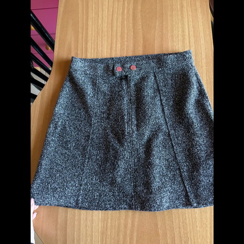 Pink Woman gray skirt new, size XS
