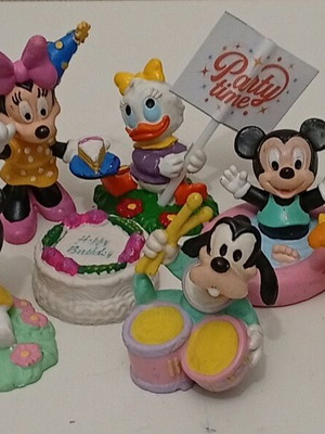 Walt Disney Mickey Mouse figures set with Minnie, Daisy Duck, Goofy, Pluto, baby party cake