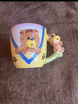 Children's mug like new with teddy bear
