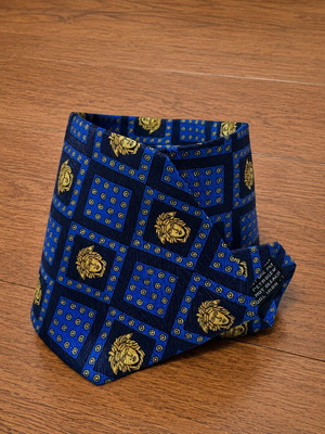 Gianni Versace silk tie like new, blue and gold