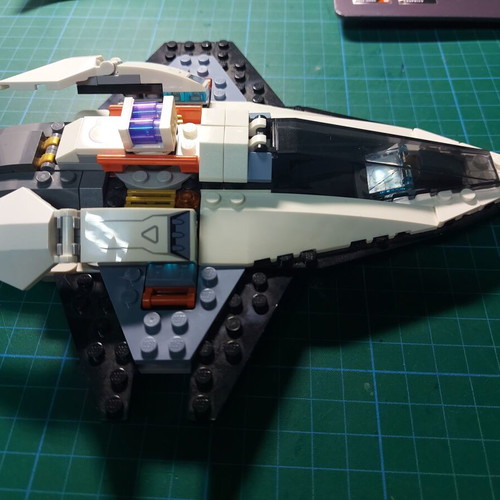 Lego spaceship like new with instructions