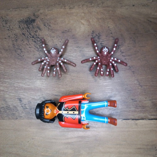Playmobil large spiders like new