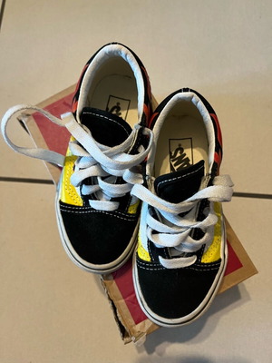 Vans lace shoes no. 27
