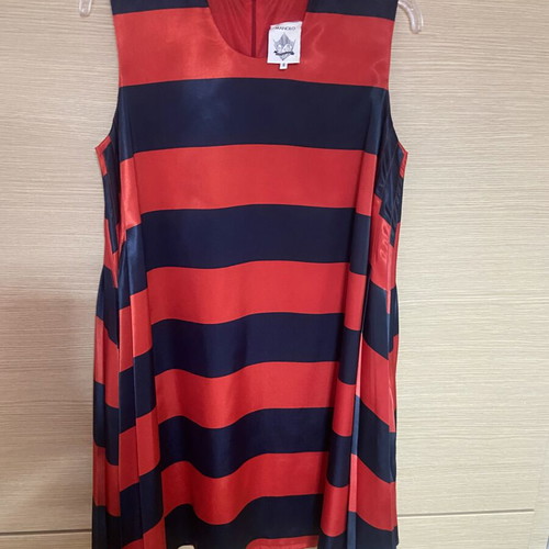 Manolo dress like new, black and red, size S