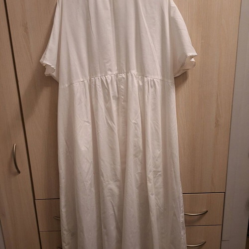 Shein white dress XL with pockets, lightweight, like new