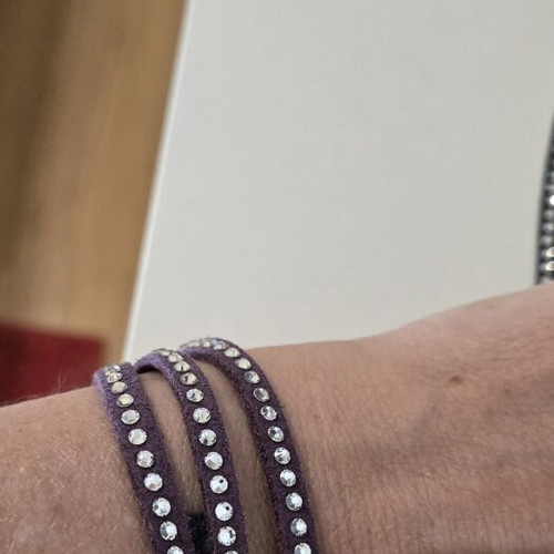 Bracelet set made of synthetic suede with beads in two colors like new