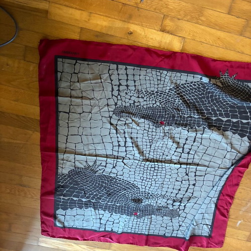Valentino vintage scarf used, 100% silk, beige and red