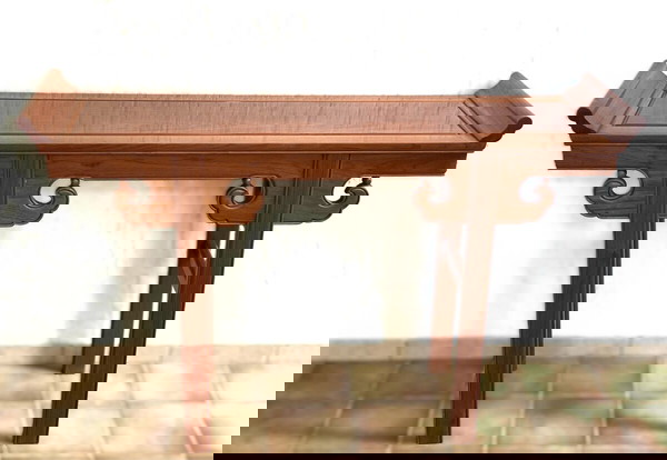 polisi ALTAR TABLE