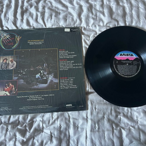 Barry Manilow Paradise Cafe vinyl record used, pop