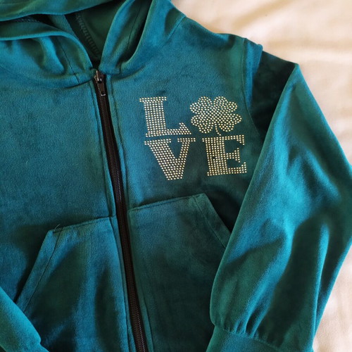 Velour tracksuit set for girls age 6-7, green