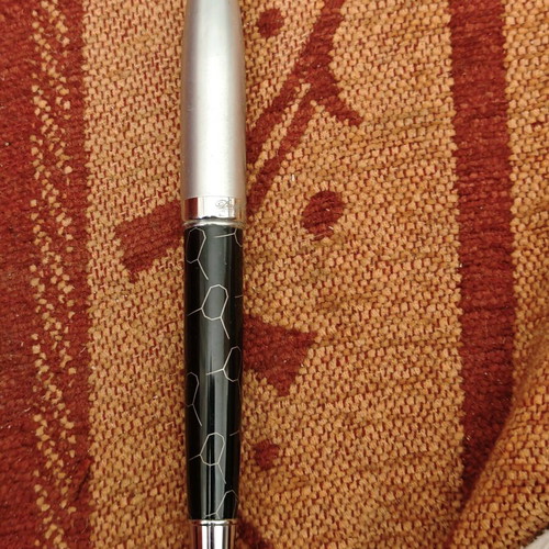 Davidoff Cigarettes Pen like new