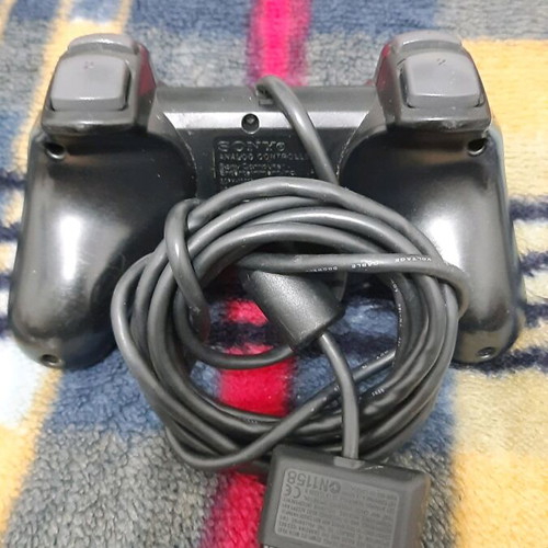 PlayStation 2 PS2 original controller used with good analog sticks