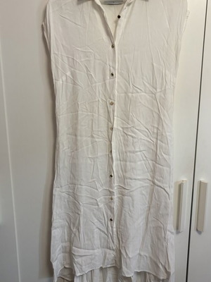 Bsb shirt dress white like new, size L