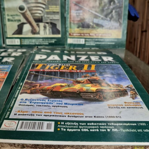Panzer magazines like new, set of 22 modeling issues
