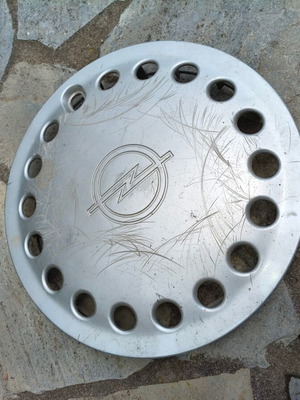 Opel Kadet hubcap used