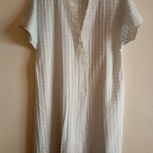Cotton robe size S new, light green with satin ribbon