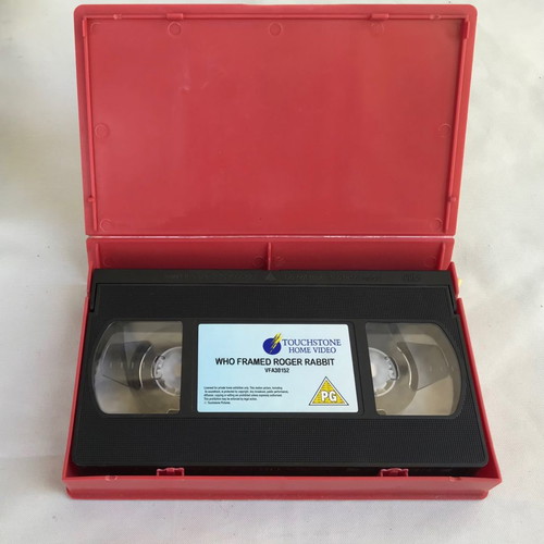 VHS Who Framed Roger Rabbit used, vintage videocassette with rare case