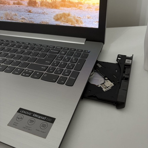 Lenovo IdeaPad 330-15IKB Laptop i5-7200U 8GB RAM 256GB SSD Windows 11