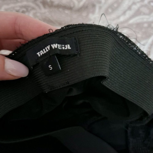 Tally Weijl skirt like new, mini with threads, black, size S