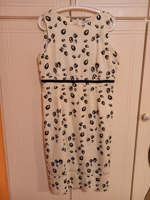 Lola summer dress used, size L, classic cut