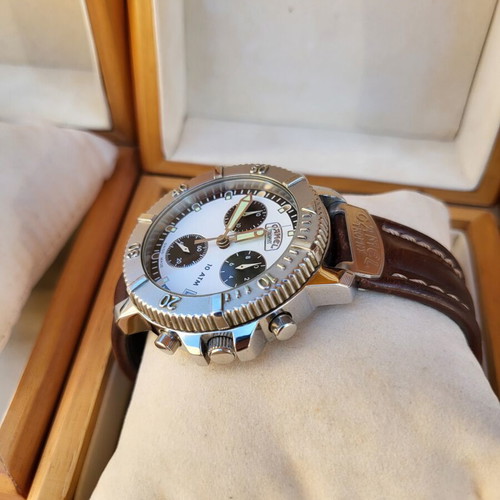 Camel Trophy wristwatch used with leather strap