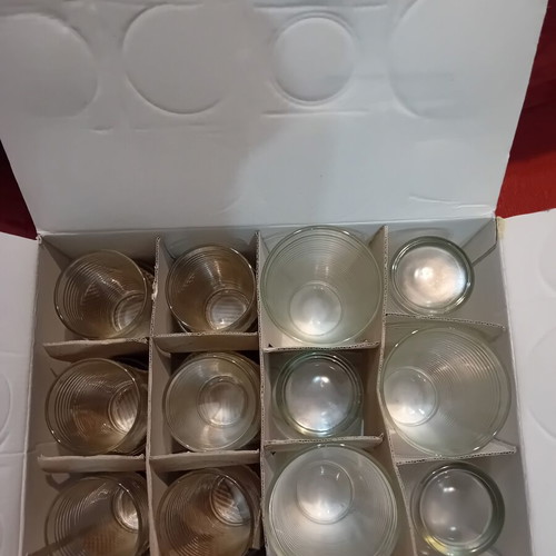 Set of 18 glass beer, water and wine glasses