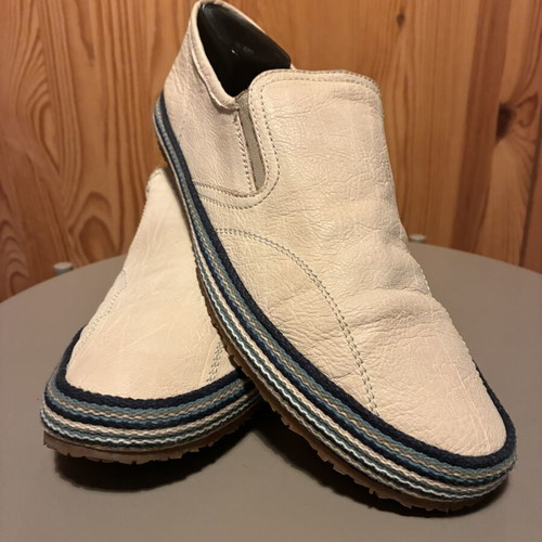 Logan men's leather espadrilles size 42 like new, white multicolor