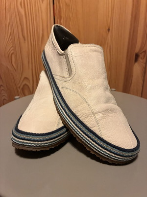 Logan men's leather espadrilles size 42 like new, white multicolor