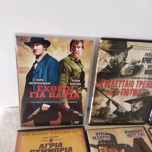 Classic Western DVD set of 6 movies like new with subtitles
