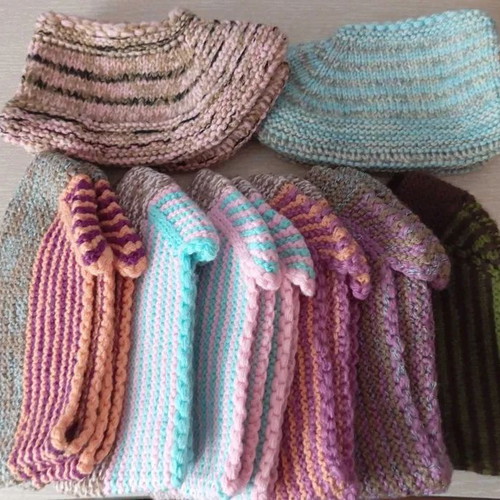 Hand-knitted slippers new, size 35-38, various colors