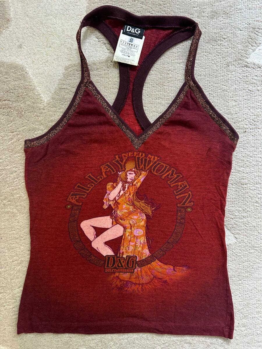 Vintage Dolce & Gabbana Slim Fit Y2K Top… - € 24,00 - Vendora.cy