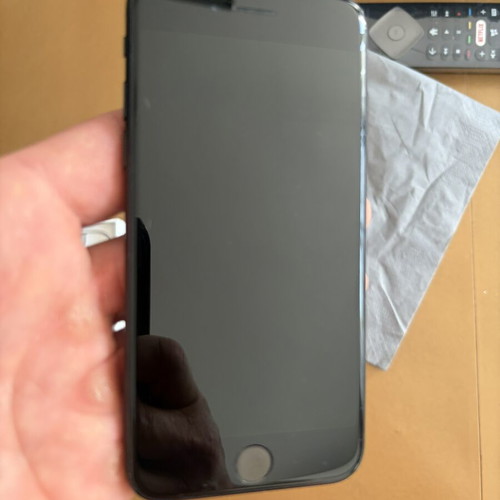 Apple iPhone SE 128GB, third generation