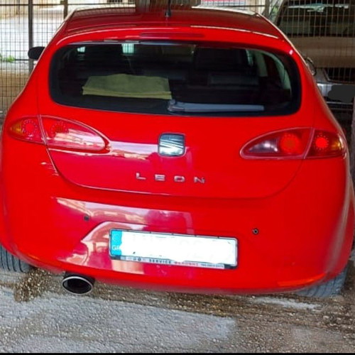Seat Leon Reference 2008 used, red, 1.4L, 239000 km, manual
