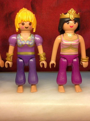 Playmobil 4 girls figures like new