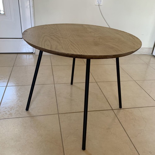 Coffee table like new for living room or balcony