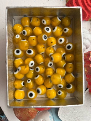 Beads like new, pack of 50, 1 cm diameter