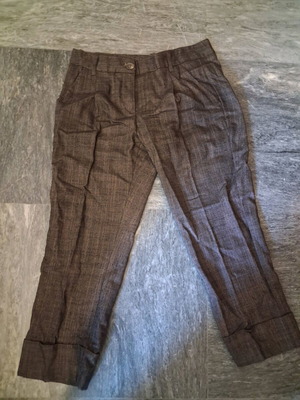 Benetton Capri pants like new, beige brown, size S