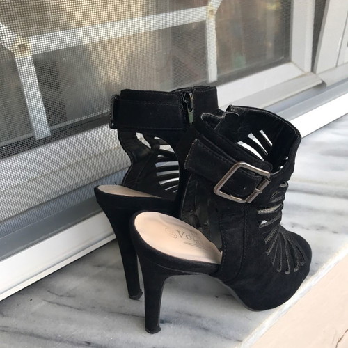 Voi&Noi sandals used, size 36, black with heel