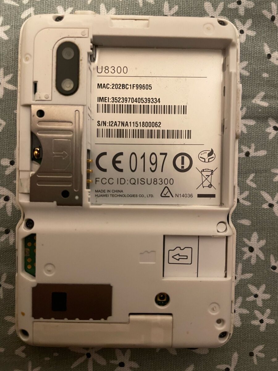 Huawei U8300 touch phone with keys used,… - € 30,00 - Vendora.cy