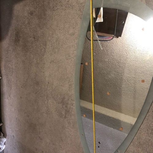 Wall mirror