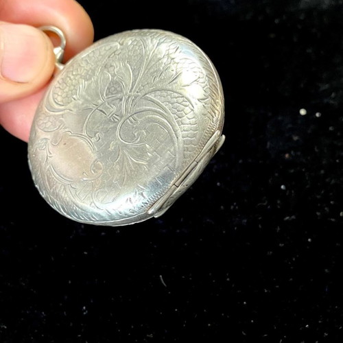 Silver pocket watch used, 50mm diameter, from 1900